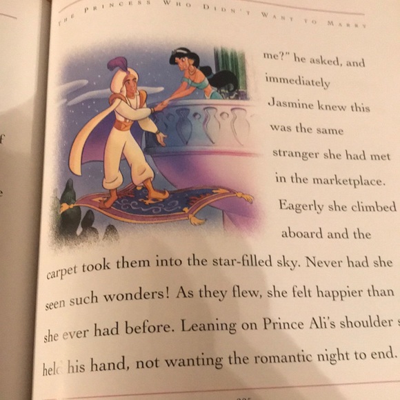 Disney Princess  Hardcover Collection Book - Picture 8 of 14